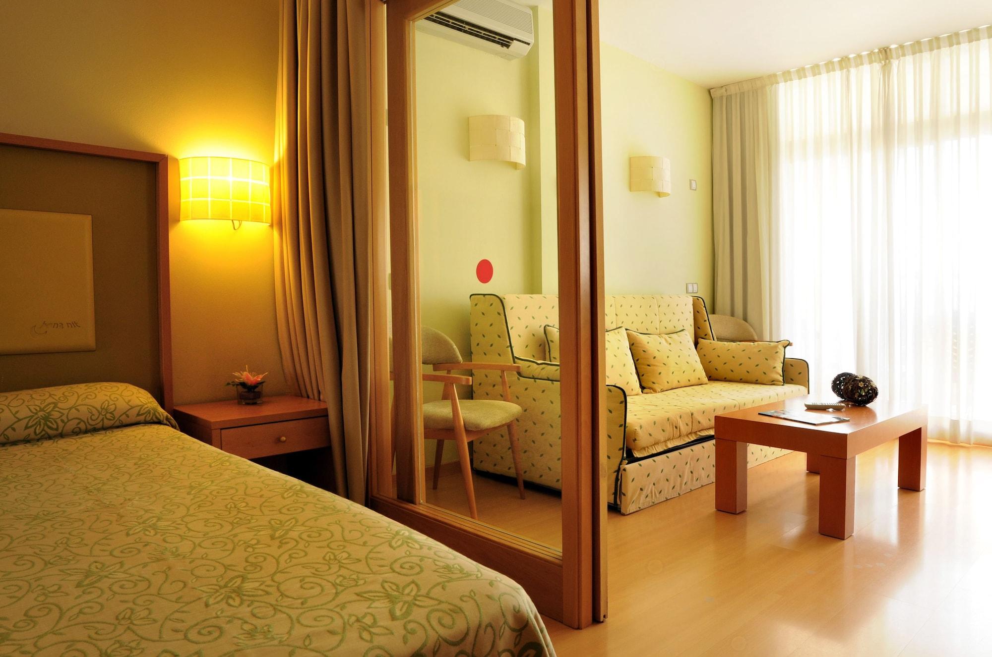 Evenia Olympic Suites Λορέτ Ντε Μαρ Εξωτερικό φωτογραφία