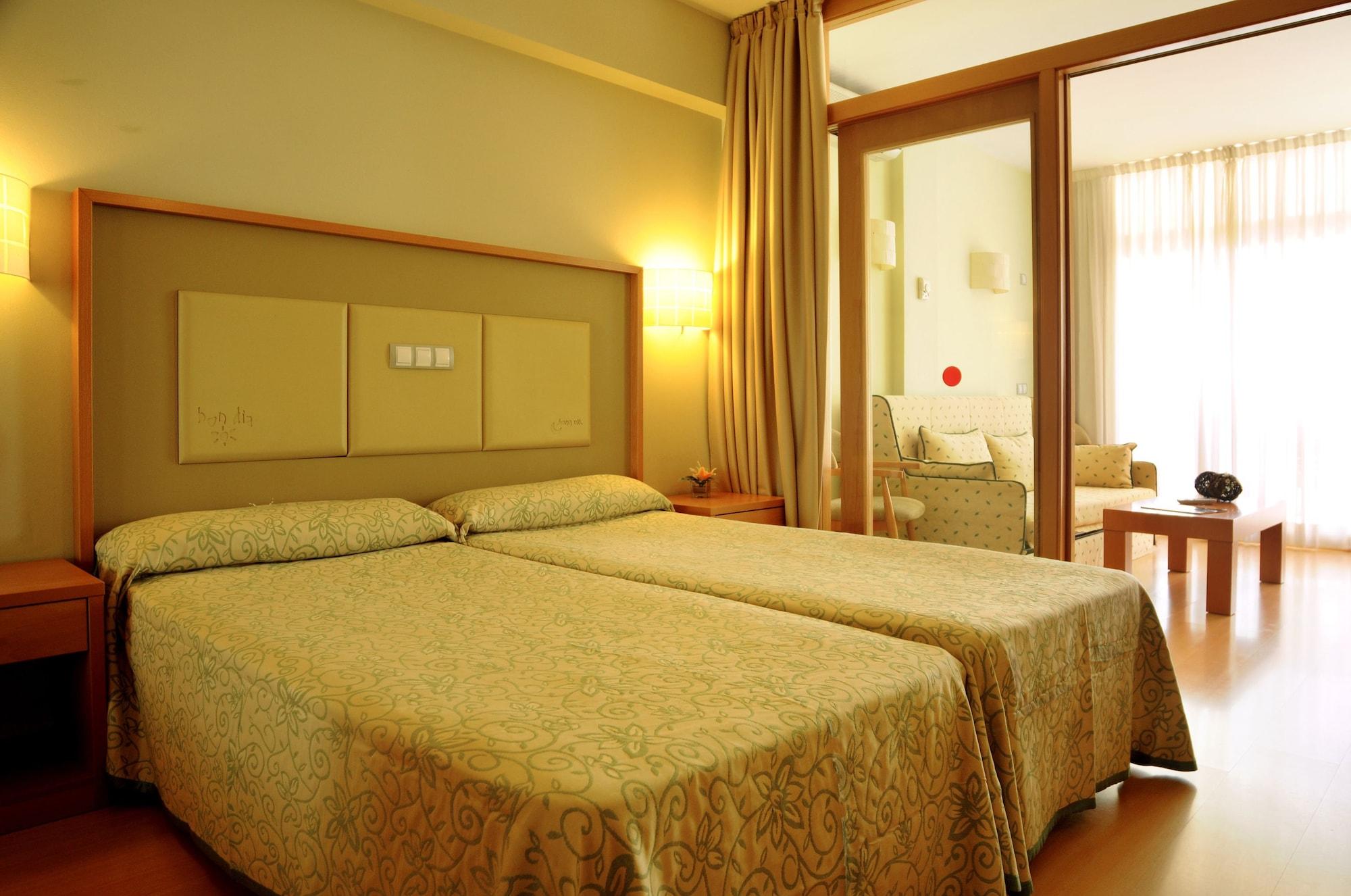 Evenia Olympic Suites Λορέτ Ντε Μαρ Εξωτερικό φωτογραφία