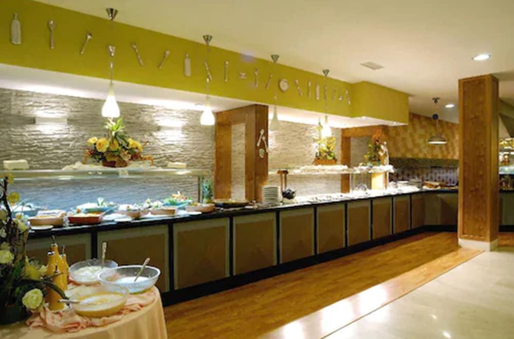 Evenia Olympic Suites Λορέτ Ντε Μαρ Εξωτερικό φωτογραφία